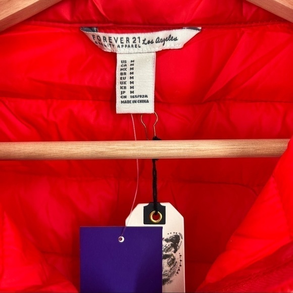 Forever 21 red light puffer vest NWT multiple sizes - Picture 5 of 5